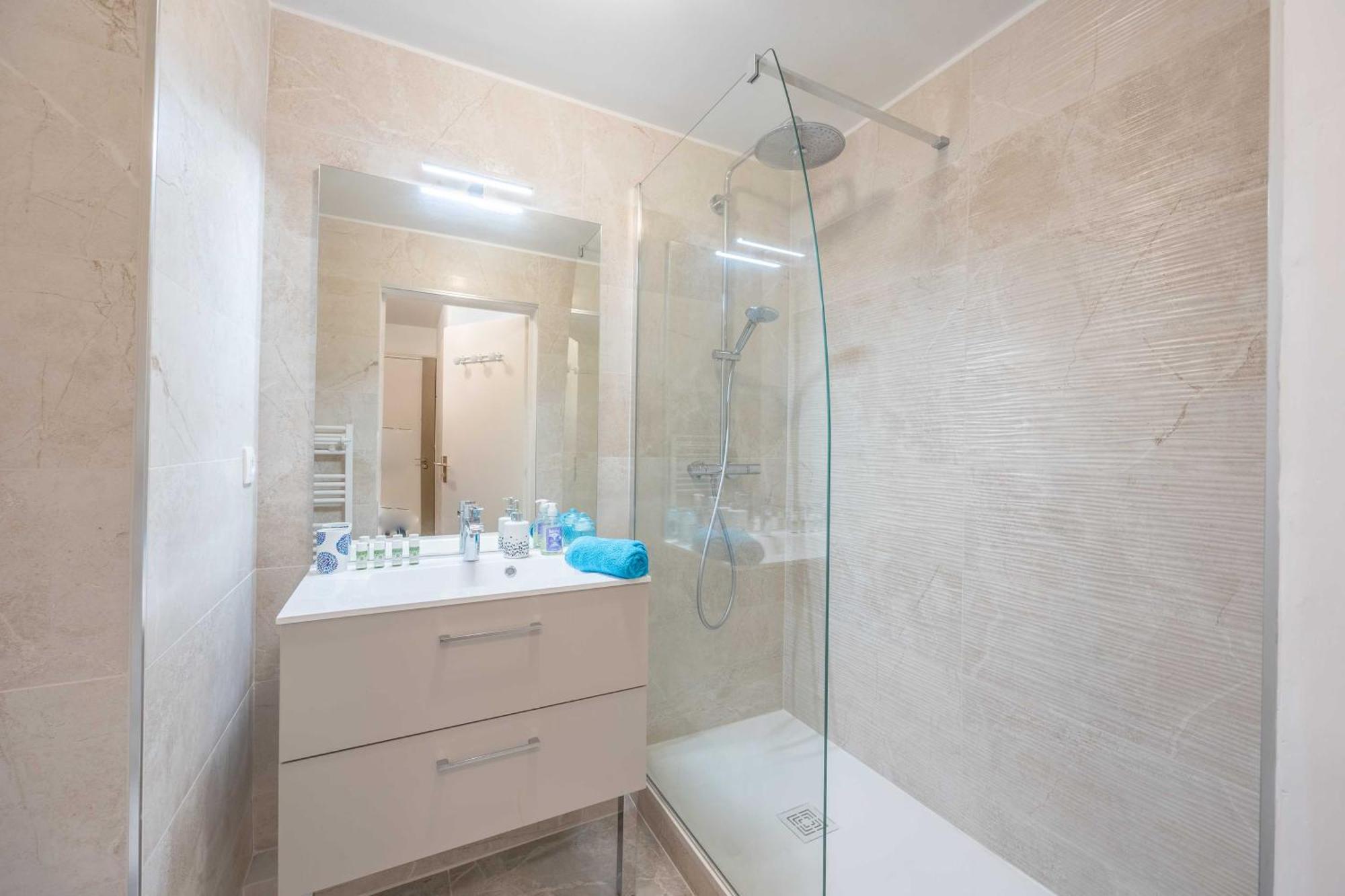 Apartment With Parking And Balcony Near The Beach Deauville Eksteriør bilde