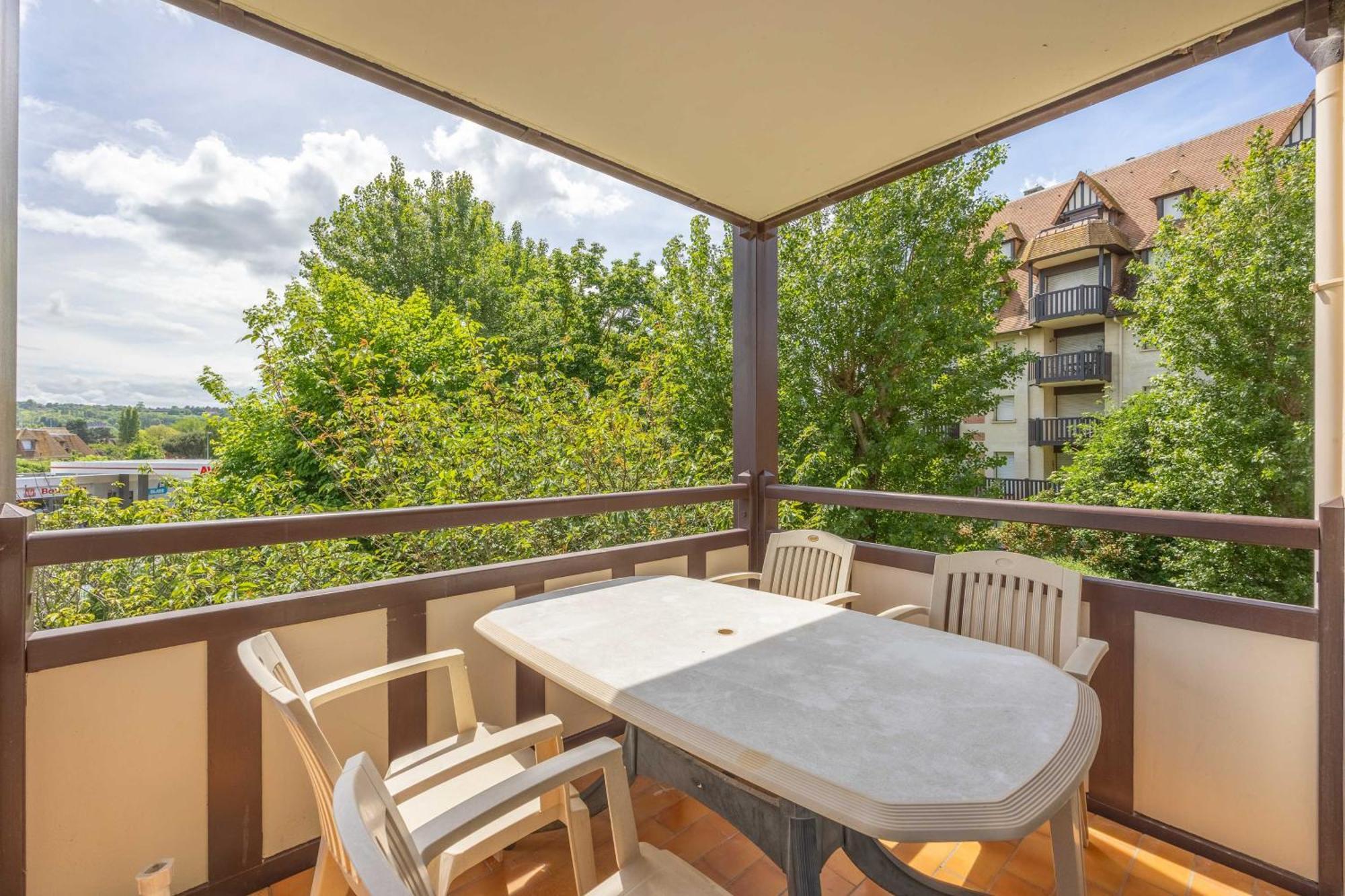 Apartment With Parking And Balcony Near The Beach Deauville Eksteriør bilde